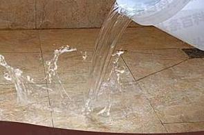 东台漏水维修 免砸砖防水材料该如何施工